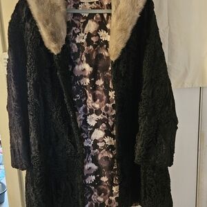 G Fox of Boston Vintage Black Shearling  Fur Collared Women's Coat